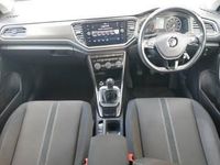 Used VW T-Roc SE 115 HP (84 kW) 2018 White SUV