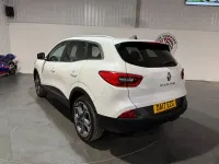 Used Renault Kadjar Dynamique 130 HP (95 kW) 2017 Arctic white SUV