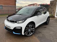 Begagnad BMW i3 Comfort Edition 135 kW (184 HK) 2021 Vit Halvkombi