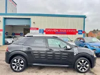 Used Citroën C4 Cactus Rip Curl 100 HP (73 kW) 2016 Black Hatchback