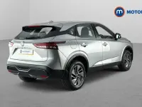 Used Nissan Qashqai Acenta Premium 140 HP (102 kW) 2023 Silver SUV