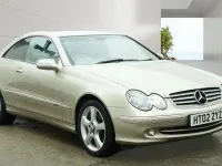 Begagnad Mercedes CLK320 Elegance 215 HK (158 kW) 2002 Guld Sportkupé