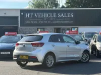 Used Kia Rio 89 HP (65 kW) 2017 Silver Hatchback