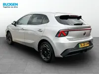 Nuevo MG MG4 EV 53 kW (73 CV) 2026 Plateado Utilitario