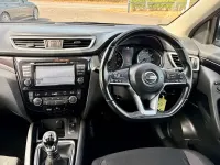Used Nissan Qashqai Acenta Premium 2018 Red SUV