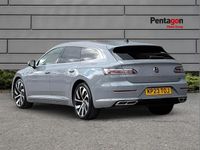 Usado VW Arteon R-line 196 HP (144 kW) 2023 Cinzento Carrinha