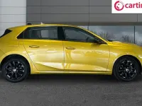 Used Vauxhall Astra Design Edition 131 HP (96 kW) 2025 Hatchback