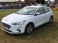 Used Ford Focus Zetec 125 HP (91 kW) 2019 White Hatchback