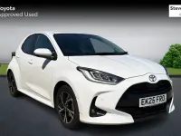 Used Toyota Yaris Design 116 HP (85 kW) 2025 White Hatchback