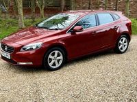 Used Volvo V40 SE 150 HP (110 kW) 2013 Red Hatchback