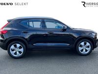 used Volvo XC40 Momentum T3