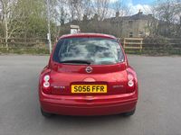 Begagnad Nissan Micra 80 HK (58 kW) 2007 Röd Halvkombi