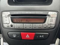 Used Toyota Aygo 68 HP (50 kW) 2014 Red Hatchback