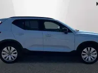 Usado Volvo EX40 Core 175 kW (238 HP) 2025 Azul SUV