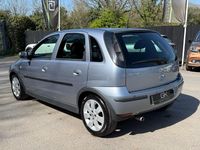 Used Vauxhall Corsa 80 HP (58 kW) 2006 Silver Hatchback