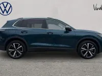 Used VW Tiguan Elegance 150 HP (110 kW) 2025 Blue SUV