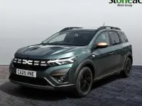 Used Dacia Jogger Extreme 141 HP (103 kW) 2024 Green MPV