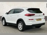 Used Hyundai Tucson SE 129 HP (94 kW) 2019 White SUV