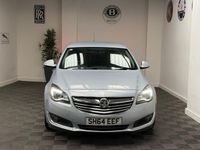 Second-hand Vauxhall Insignia SRi 2014 Argintiu Hatchback