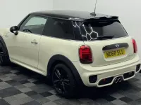 Gebraucht Mini Cooper S Hatch 192 PS (141 kW) 2020 Kleinwagen