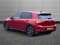 Second-hand VW Golf VIII Black Edition 147 CP (108 kW) 2025 Roșu Hatchback