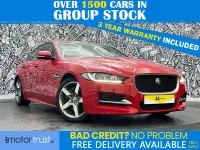 Begagnad Jaguar XE R-Sport 200 HK (147 kW) 2018 Röd Sedan