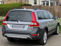 Usado Volvo XC70 SE Lux 215 HP (158 kW) 2013 Prateado SUV