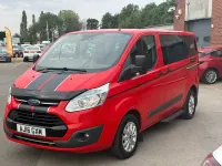 Used Ford Tourneo Custom Zetec 105 HP (77 kW) 2016 Red Van