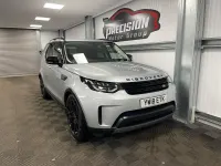 Używany Land Rover Discovery 5 SE 2018 Srebrny SUV
