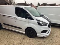 Used Ford Transit Custom 105 HP (77 kW) 2019 White Van