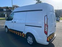 Begagnad Ford Transit Custom Trend 130 HK (95 kW) 2022 Vit Van
