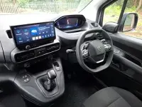 Second-hand Peugeot Partner 2024 Alb Monovolum