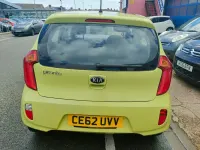 Used Kia Picanto 84 HP (61 kW) 2012 Green Hatchback