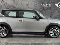 Usado Mini Cooper S Hatch 201 HP (147 kW) 2024 Prateado Citadino