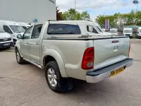 Used Toyota HiLux 2010 Silver Pickup