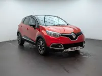 Used Renault Captur Signature 90 HP (66 kW) 2016 Red and black SUV