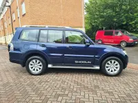 Used Mitsubishi Shogun Elegance 197 HP (144 kW) 2011 Blue SUV