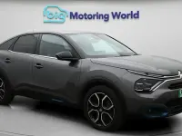 Używany Citroën e-C4 Shine 100 kW (136 KM) 2022 Szary Hatchback