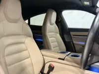 Begagnad Porsche Taycan 389 kW (530 HK) 2023 Sedan