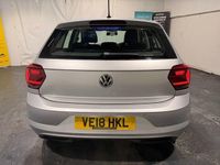 Used VW Polo SE 95 HP (69 kW) 2018 Silver Hatchback