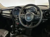 Używany Mini Cooper Classic 134 KM (98 kW) 2019 Szary Hatchback