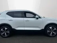 Used Volvo XC40 Core 163 HP (119 kW) 2026 SUV