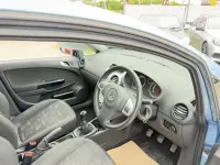 Second-hand Vauxhall Corsa Design Edition 2014 Albastru Hatchback