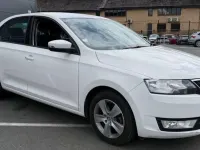 Used Skoda Rapid SE 2017 White Hatchback