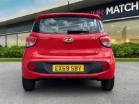 Usado Hyundai i10 SE 2019 Rojo Utilitario