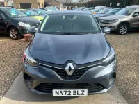 Used Renault Clio V Iconic 90 HP (66 kW) 2022 Grey Hatchback