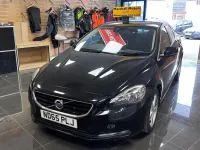 Used Volvo V40 SE 120 HP (88 kW) 2015 Black Hatchback