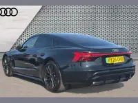 New Audi e-tron GT quattro Comfort 364 kW (496 HP) 2026 Black Sedan