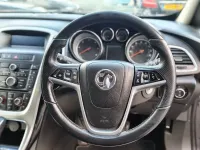 Używany Vauxhall Astra GTC SRi 165 KM (121 kW) 2016 Czarny Coupe