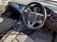 Usado Vauxhall Astra Active 150 CV (110 kW) 2019 Rojo Utilitario